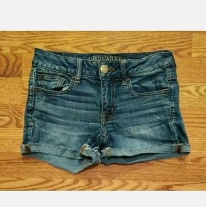 American Eagle Super Stretch Shorts Womens Size: 2